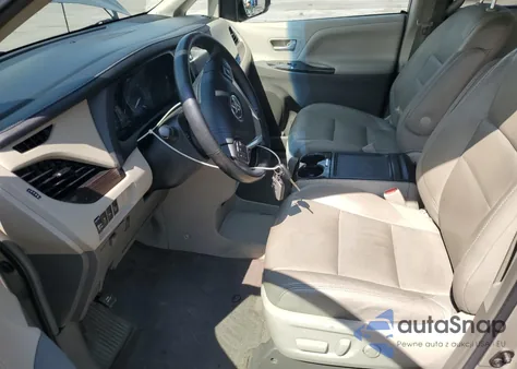 2015 Toyota Sienna Xle из США, поврежденный, VIN 5TDDK3DCXFS104244